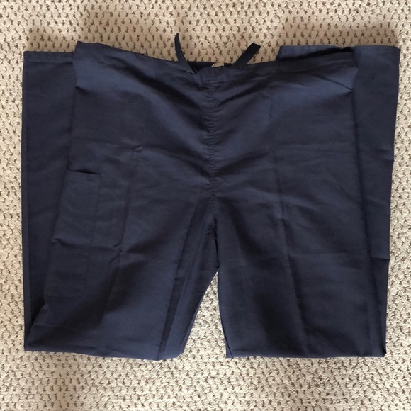 Lydia's Scrub Bottom - Picture 1 of 3